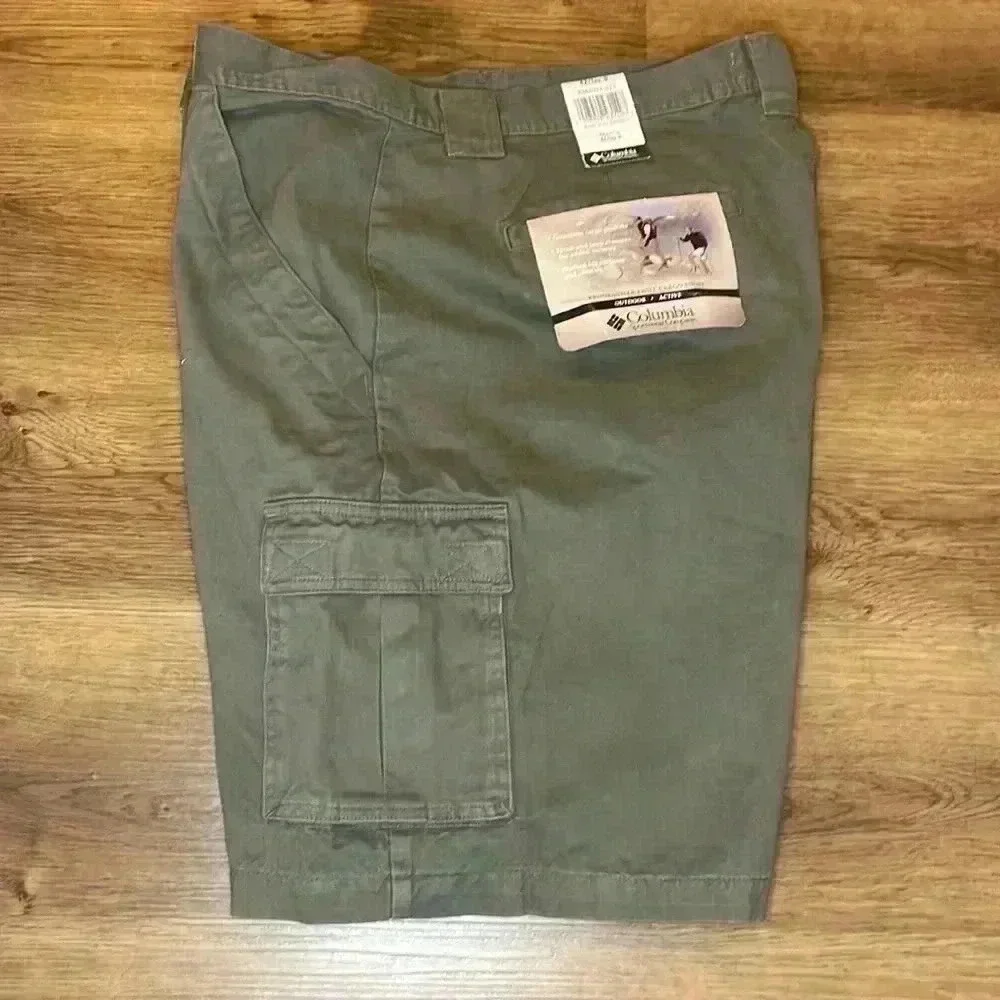 Columbia NWT Men’s 42 Inseam 9” Brooksville Twill Cargo Shorts